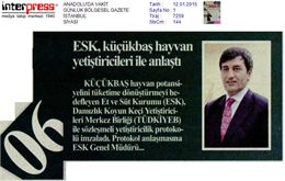 - Kuzu oğlak ve sürü yöneticisi istihdamı destek başvuruları 2 Eylül'de başlıyor… - Sürü yöneticisi istihdamı desteği başvurusu için son tarih 25 Ocak… - Destekten faydalanacak çoban sayısının artması, sektörün geleceği için önemli… 29.08.2024 – Ankara - Türkiye Koyun Keçi Yetiştiricileri Merkez Birliği (TÜDKİYEB) Genel Başkanı Nihat Çelik, yazılı açıklamasında, Resmi Gazete'de yayımlanarak yürürlüğe giren Hayvancılık Desteklemeleri Uygulama Tebliği'nde yer alan sürü yöneticisi (Çoban) istihdam desteği başvuru sürecine ilişkin açıklamalarda bulundu. Genel Başkan Çelik, açıklamasında bu yıl ilk defa uygulamaya konulan kuzu oğlak desteklemeleri için başvuruların 2 Eylülde başlayacağını anımsatarak bu tarihten itibaren Koyun Keçi Yetiştiricileri Birliğine 2 Aralık’a kadar başvurusunu yapan yetiştiricilerin aynı zamanda sürü yöneticisi (Çoban) istihdamı desteği için de başvuru yapmış olacaklarını ifade etti. Çelik, Hayvancılık Desteklemeleri Uygulama Tebliğinde yer alan sürü yöneticisi istihdamı desteğinden faydalanacak olan yetiştiricilerin gerekli belgeleri tamamlayarak zamanında başvurularını yapmaları uyarısında bulunarak “ En az 100 baş anaç koyun veya keçi varlığına sahip olan ve Damızlık Koyun Keçi Yetiştiricileri İl Birliklerine üye işletmelere ödenecek olan sürü yöneticisi istihdamı desteği için ilk başvuru tarihi Eylül ayının ilk iş günüdür.