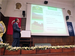 Türkiye Koyun Keçi Yetiştiricileri Merkez Birliği (TÜDKİYEB) Genel Başkanı Nihat Çelik, 5 Aralık 2024 tarihinde Osmaniye İli Koyun Keçi Yetiştiricileri Birliği Başkanı Mustafa Saygılı’yı makamında kabul ederek sektörle ve Osmaniye ilindeki çalışmalarla alakalı birtakım görüşmelerde bulundu. Genel Başkan Çelik, ziyarete ilişkin olarak “ Bugün Osmaniye Birliğimizin Kıymetli Başkanı Sayın Mustafa Saygılı Merkez Birliğimize bir ziyarette bulundu. Kendisiyle sektörümüzle alakalı ve Osmaniye İlindeki çalışmalar hakkında birtakım görüşmelerde bulunduk.