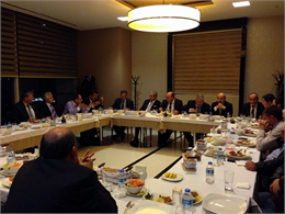 Türkiye Koyun Keçi Yetiştiricileri Merkez Birliği Genel Başkanı Nihat Çelik, "Kırsalda Bereket, Hayvancılığa Destek Projesi “ne küçükbaş hayvancılığın da dahil edilmesini beklediklerini belirtti. Çelik, AA muhabirine, Cumhurbaşkanı Recep Tayyip Erdoğan tarafından açıklanan proje kapsamında Tarım İşletmeleri Genel Müdürlüğü (TİGEM) işletmelerindeki gebe büyükbaş hayvanların uygun maliyetlerde üreticilere verileceğini söyledi. Projenin kırsal kalkınmayı güçlendirme amacı taşıdığına dikkati çeken Çelik, "Proje bir kez daha yetiştiricilerimizin yüzünü güldürecek çok önemli bir adım olarak hayata geçirildi.