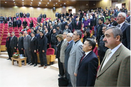 Türkiye Koyun Keçi Yetiştiricileri Merkez Birliği (TÜDKİYEB) Genel Başkanı Nihat Çelik, kurbanlıklarla ilgili Ticaret Gazetesi ve Nefes Gazetesine birtakım açıklamalarda bulundu. Ticaret Gazetesinden Gülcihan Altınkaya’nın konuyla ilgili haberi şöyle; Kurban Bayramı'na az bir zaman kala kurbanlık fiyatları merak konusu oldu. Ancak artan girdi maliyetleri kurbanlık fiyatlarına da yansıdı.