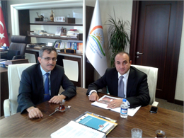 T.C Tarım ve Orman Bakanı İbrahim Yumaklı, 3 milyar 888 milyon 395 bin 980 lira kuzu oğlak destekleme ödemelerinin 26 - 30 Mayıs 2025 tarihlerinde yetiştiricilerin hesaplarına aktarılacağını açıkladı. Bakan Yumaklı yaptığı açıklamada; “Emeğe değer, üreticimize destek. 3 milyar 888 milyon 395 bin TL küçükbaş hayvancılık destek ödemesini bugün itibarıyla çiftçilerimizin hesaplarına aktarıyoruz.