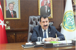 -Kurbanlık satışları başladı... -Bu yıl Hacca gidemeyen hacı adayları kurbanlık kesimlerini artıracak... -TÜDKİYEB Genel Başkanı Çelik: -“Kurban Bayramında, geçen yıl yaklaşık 800 bin büyükbaş, 2,7 milyon küçükbaş hayvan kesilmişti.